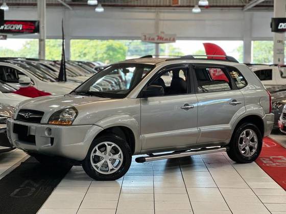 HYUNDAI TUCSON 2.0 GL 2WD 16V GASOLINA 4P MANUAL